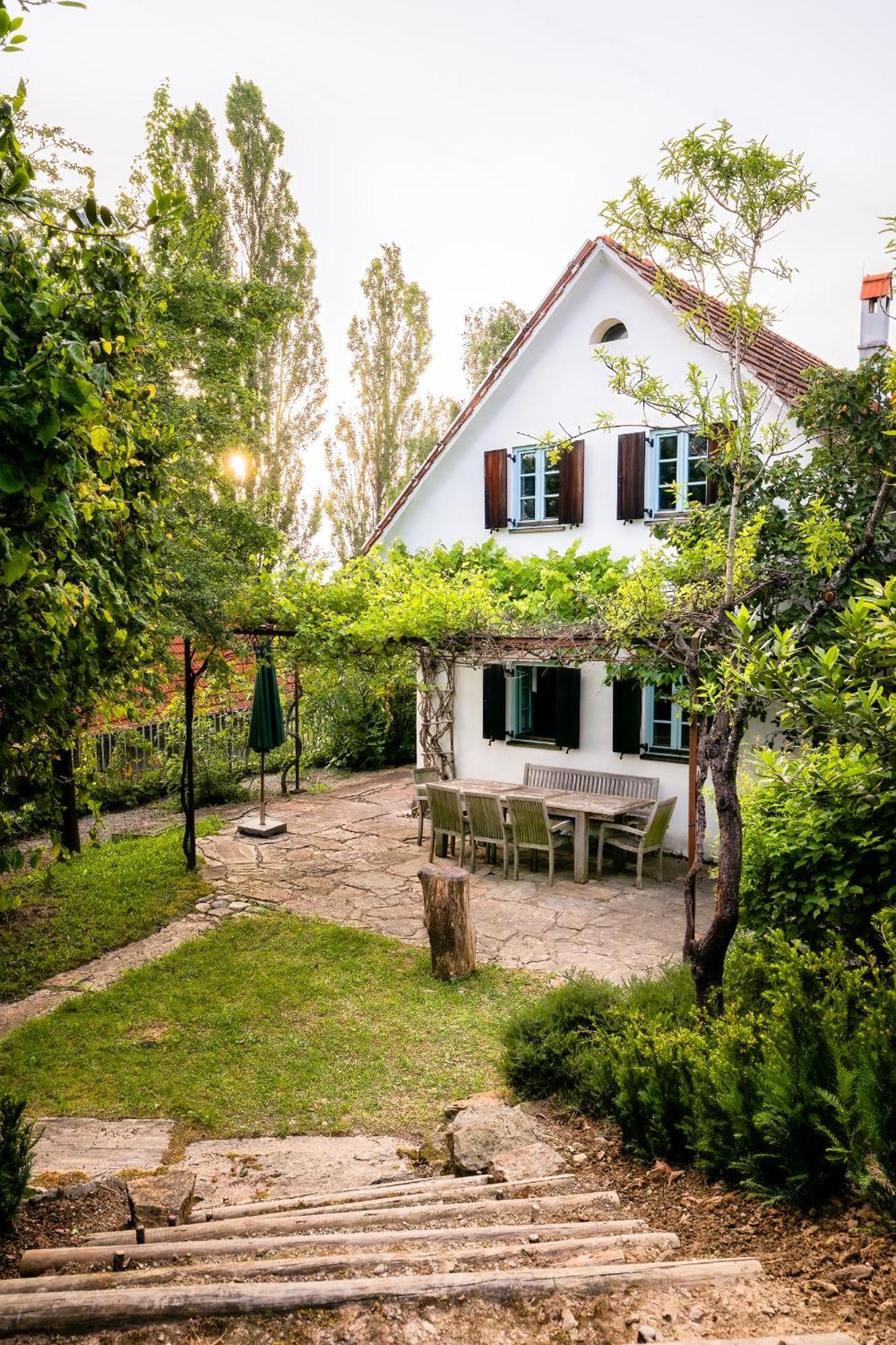 Landhaus Poessnitz Лейтшах Екстериор снимка